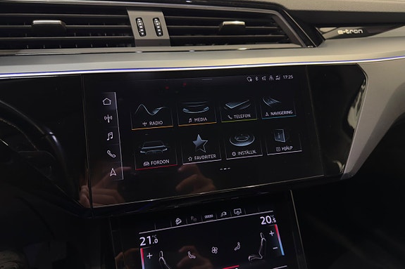 Audi Q8 16 of 26
