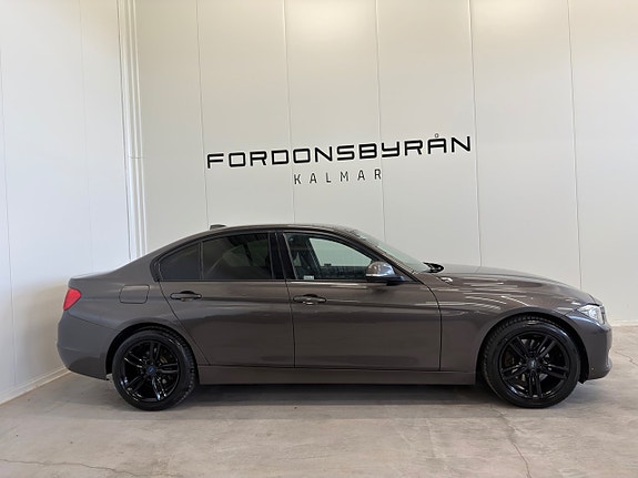 BMW 320d 3 of 5