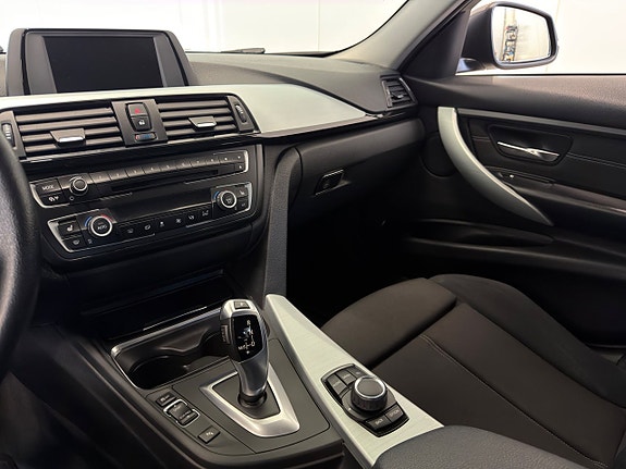 BMW 320d 16 of 20