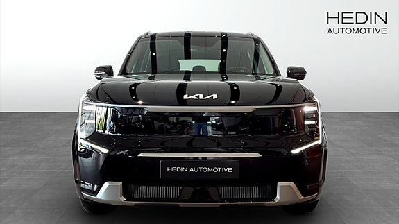 Kia EV9 8 of 10