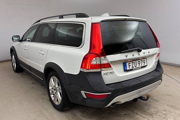 Volvo XC70 5 of 17