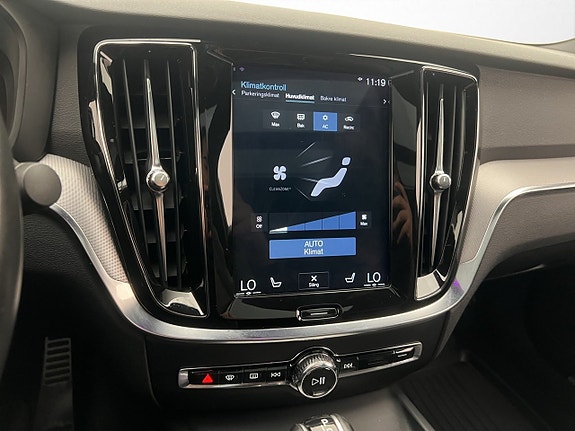 Volvo S60 19 of 30