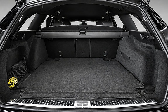 Mercedes-Benz E220 9 of 16
