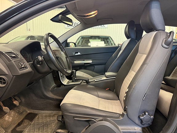 Volvo C30 3 of 5