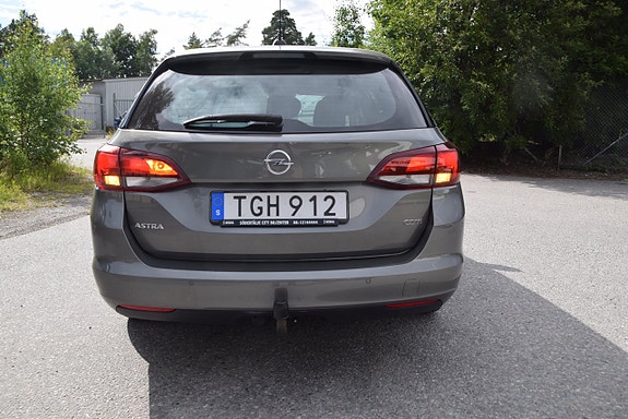 Opel Astra 4 of 5
