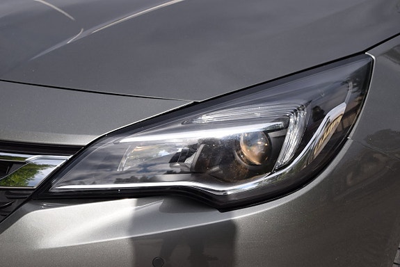 Opel Astra 19 of 21
