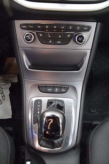 Opel Astra 14 of 21