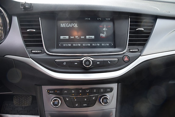 Opel Astra 12 of 21