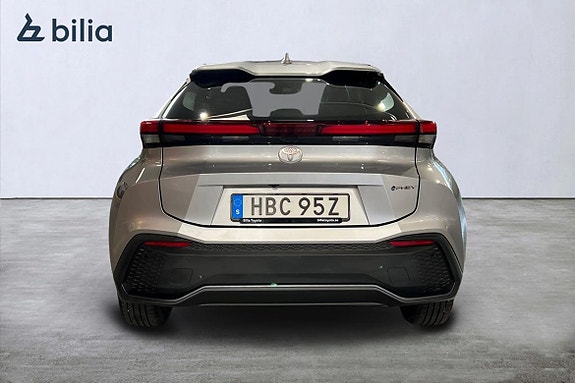Toyota C-HR 5 of 5