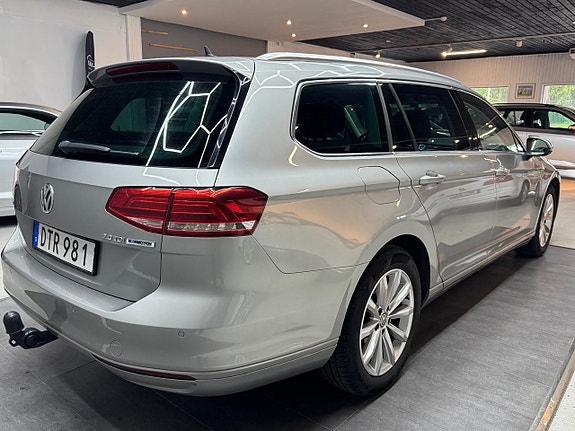 Volkswagen Passat 5 of 5