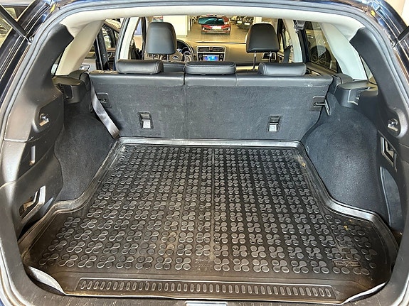 Subaru Outback 25 of 28