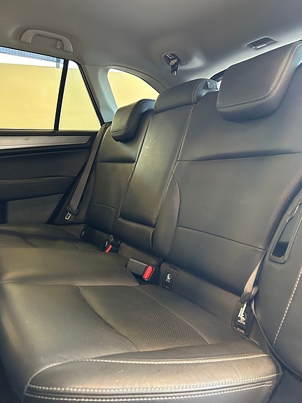 Subaru Outback 13 of 28