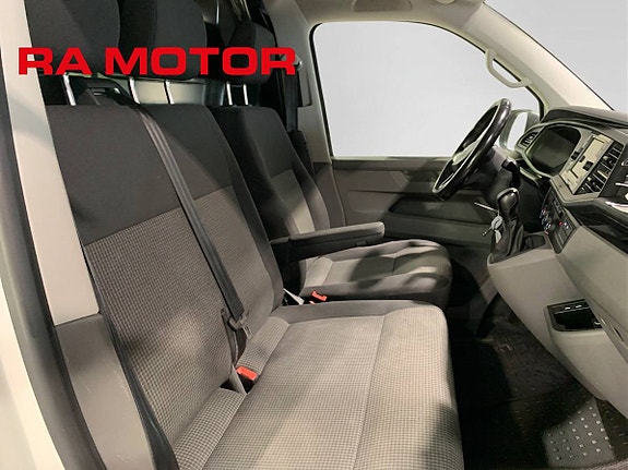 Volkswagen Transporter 25 of 30
