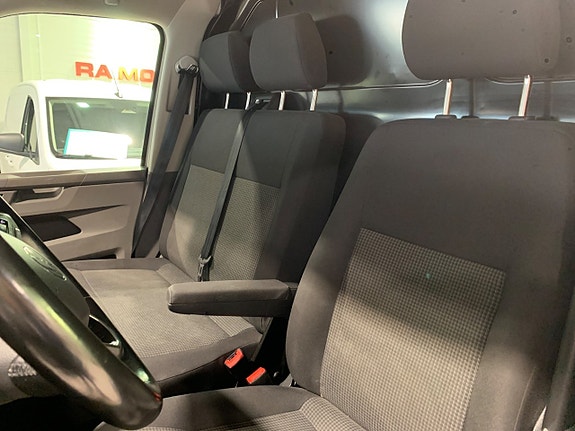 Volkswagen Transporter 28 of 30
