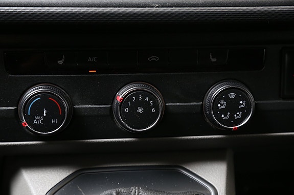 Volkswagen Transporter 16 of 30