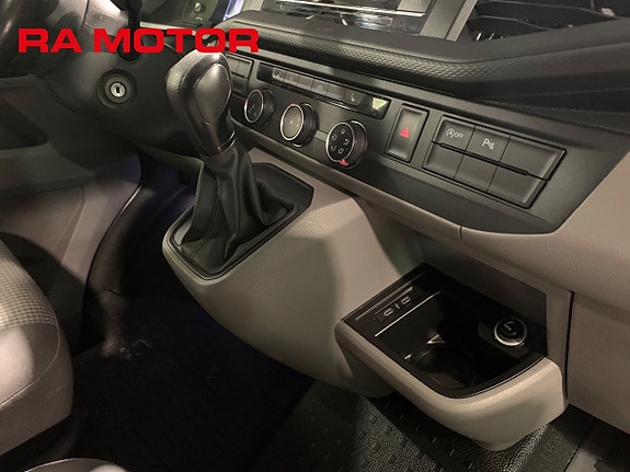 Volkswagen Transporter 23 of 30