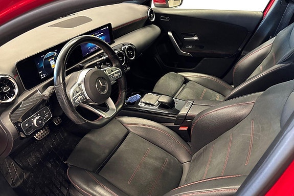 Mercedes-Benz A200 12 of 24