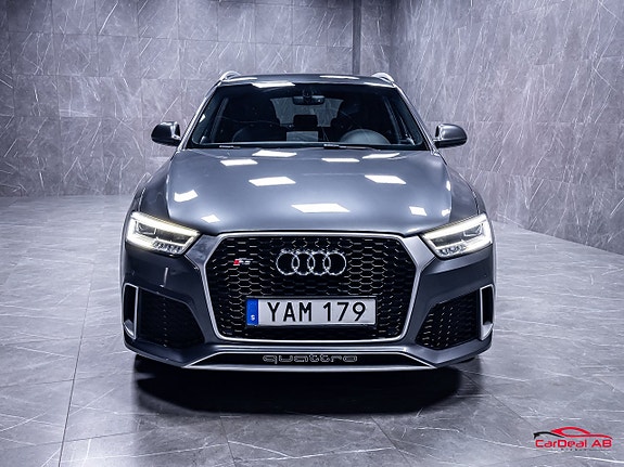 Audi RS Q3 2 of 5