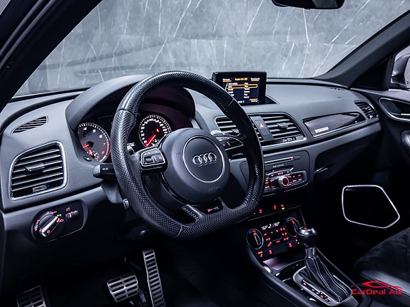 Audi RS Q3 12 of 30