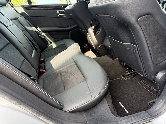 Mercedes-Benz E250 16 of 21