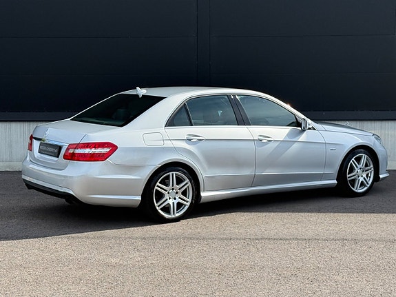 Mercedes-Benz E250 8 of 21