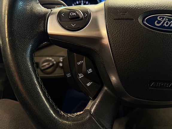 Ford Kuga 15 of 24