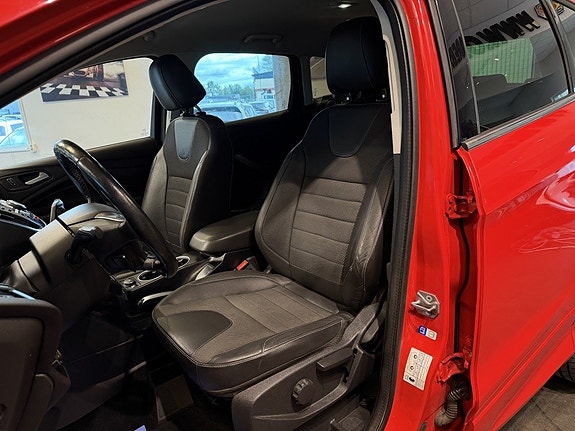 Ford Kuga 10 of 24