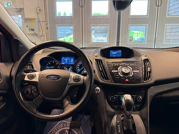 Ford Kuga 8 of 24