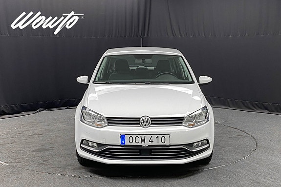 Volkswagen Polo 2 of 16
