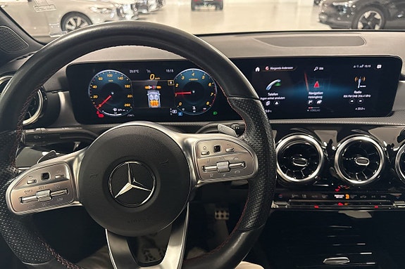 Mercedes-Benz A200 6 of 9