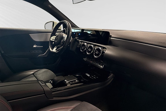 Mercedes-Benz A200 5 of 9