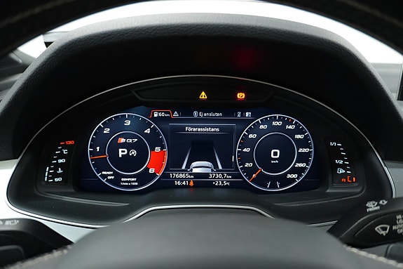 Audi SQ7 16 of 27