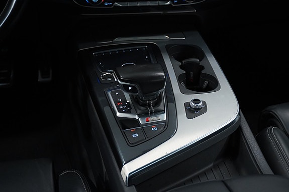 Audi SQ7 14 of 27