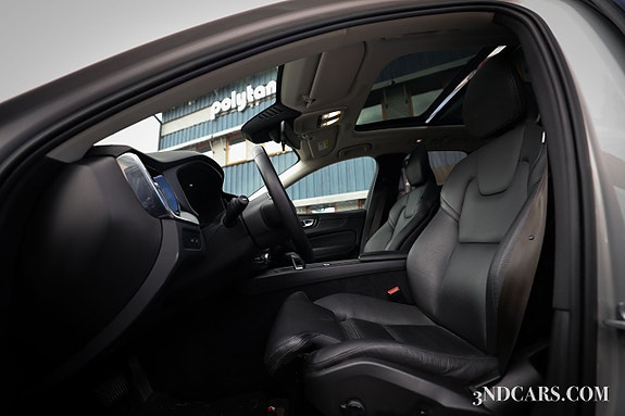 Volvo XC60 5 of 5