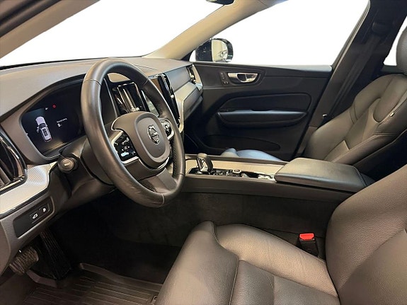 Volvo XC60 5 of 14