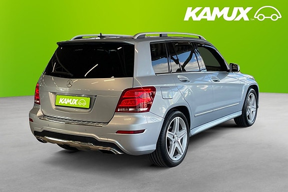 Mercedes-Benz GLK220 4 of 5