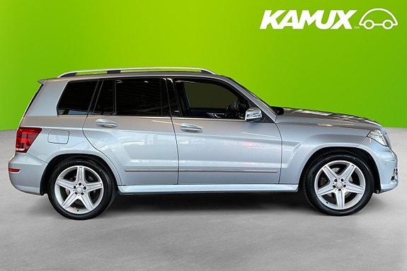 Mercedes-Benz GLK220 2 of 5