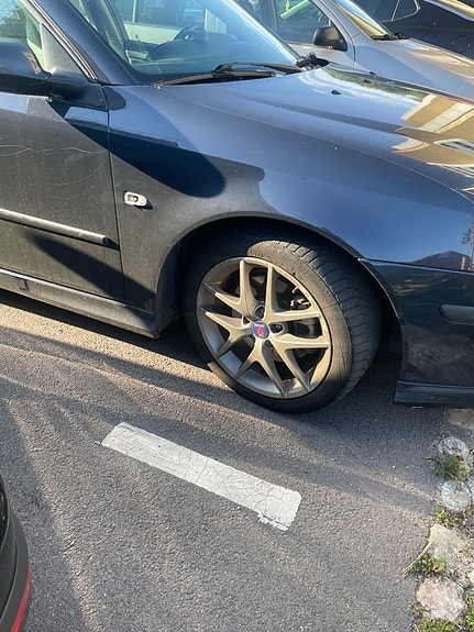 Saab 9-3 4 of 5