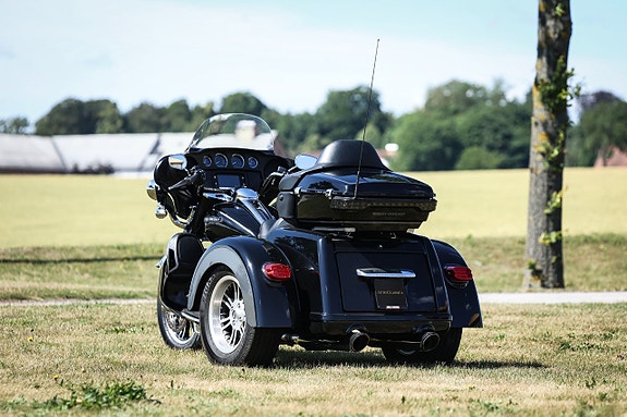 Harley-Davidson Tri Glide Ultra 10 of 22