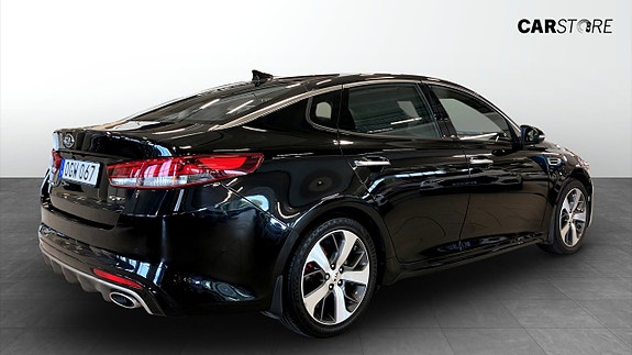 Kia Optima 2 of 5