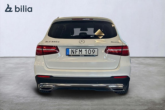 Mercedes-Benz GLC250 d 5 of 5