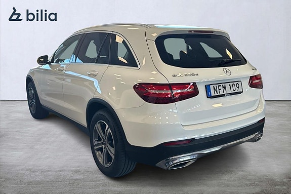 Mercedes-Benz GLC250 d 2 of 5