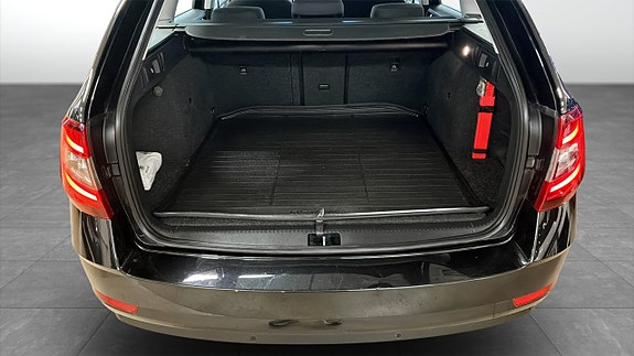 Skoda Octavia 12 of 12