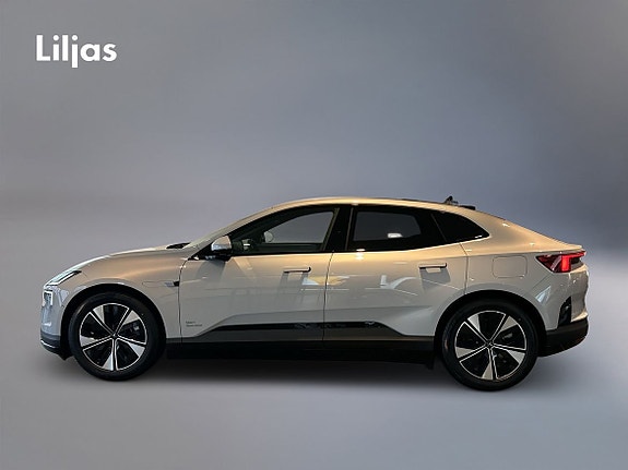 Polestar 4 2 of 12