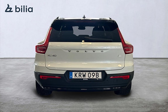 Volvo XC40 5 of 5