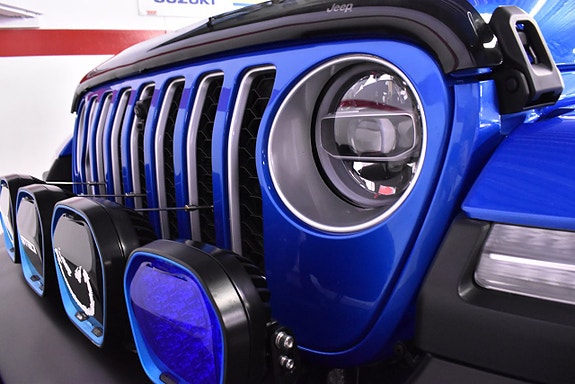Jeep Gladiator 15 of 30