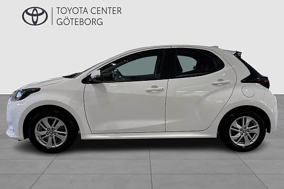 Toyota Yaris 5 of 13