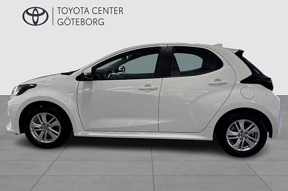 Toyota Yaris 5 of 5