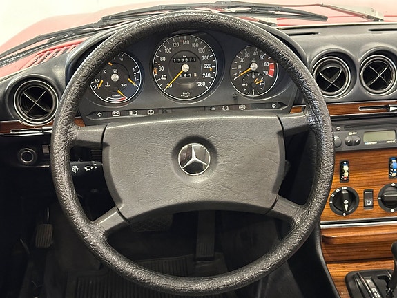 Mercedes-Benz 500 SL 22 of 29