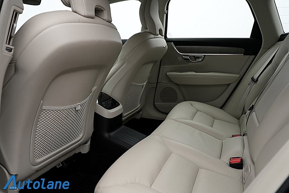 Volvo V90 24 of 30